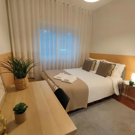 Lovely In Centre בית אירוח *