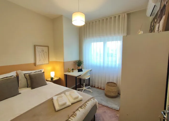 Lovely In Centre Quarto em Acomodações Particulares Leiria