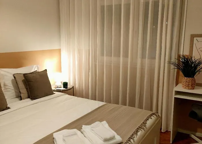 Quarto em Acomodações Particulares Lovely In Centre Leiria