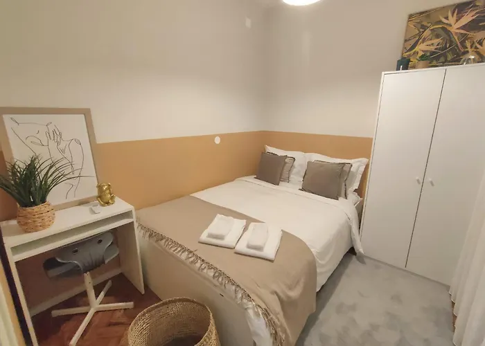 Lovely In Centre Quarto em Acomodações Particulares *